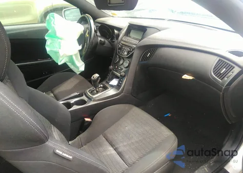 2015 Hyundai Genesis 3.8 Base из США, поврежденный, VIN KMHHU6KJ2FU123277